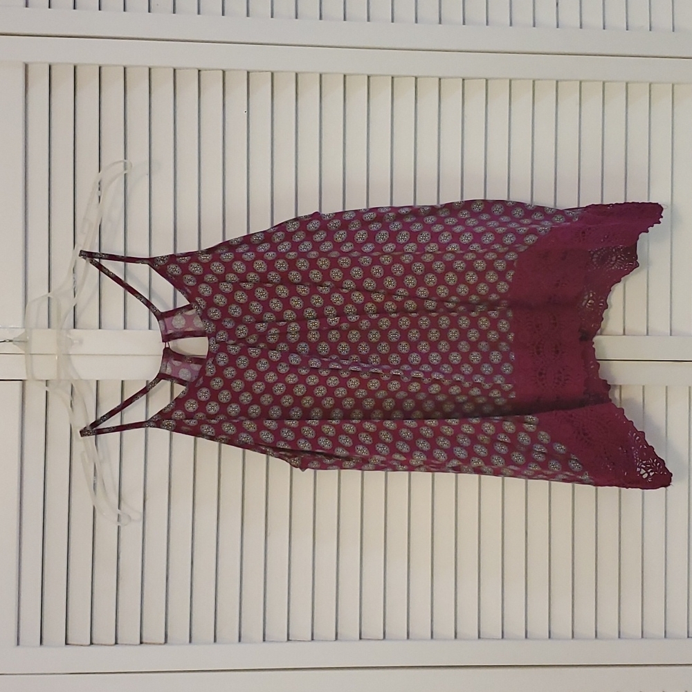Mossimo top. S, Small.